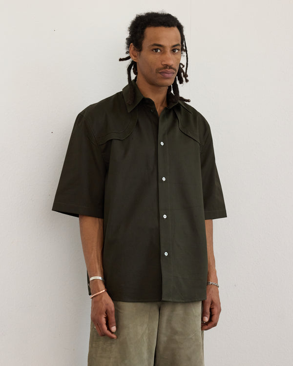 DOUBLE YOKE SHORT SLEEVE SHIRT - MUD GREEN
